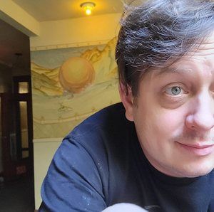 Meet your Posher, Leroy